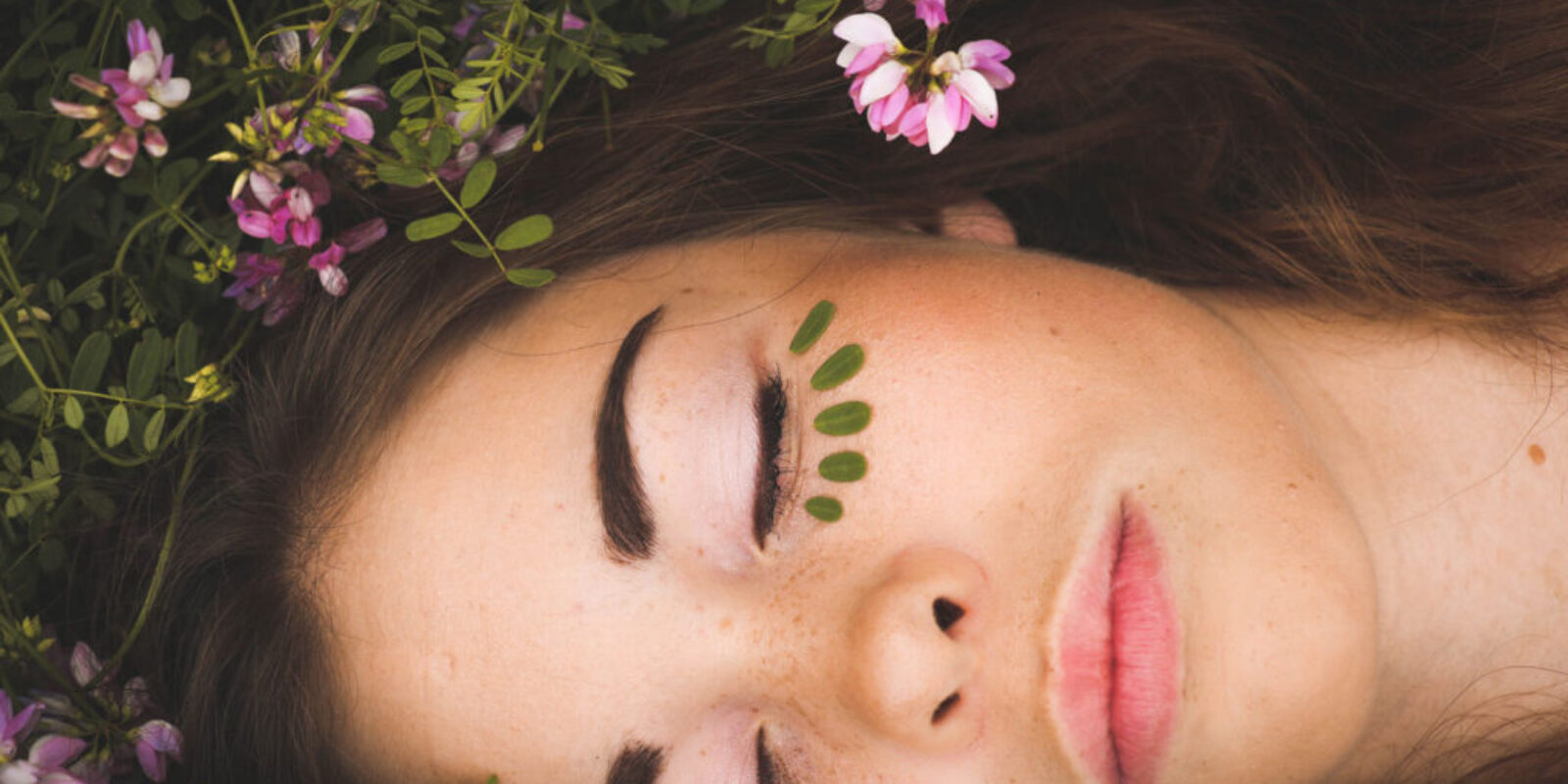 beautiful-girl-on-flower-garden